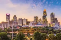 Charming Getaway on the Greenway! Hotels in Fort Mill