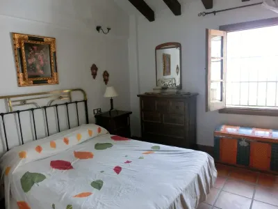 The Wooden House Hotels near Cascada Honda Benamahoma