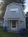 Adorable Tiny House in heart of Ellicottville - minutes to ski, walk to town