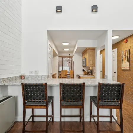 Steps Park City Mountain with private hot tub