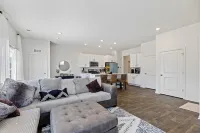 Wonder Lake Elegance: Serene 2BR Townhome Retreat Hotels near Prairie Ridge Drive Park