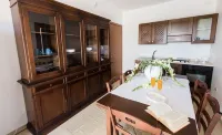 Swan villa with private pool, absolute privacy