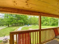 2 Bedroom in Logan Ohio, Hocking Hills, Luxury Hot Tub, King Size Bed, Fire-Pit