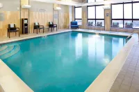 Courtyard Akron Downtown - Pools