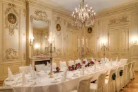 Villa Rothschild, Autograph Collection