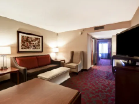 Embassy Suites by Hilton Dulles Airport Hotels in Hunter Mill