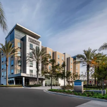 Homewood Suites by Hilton Anaheim Resort - Convention Center