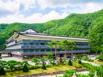 Taebaek Hotel