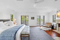 Waterfront Luxurious Oasis - 5BR/5BA Villa on the Intracoastal