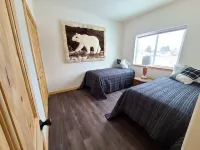 Beaverhead House Rental Hotels near Safeway