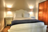 Upgrade Your Stay...On Sandusky Bay!