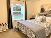 Sunny Cottage, Close to Town & Family Friendly