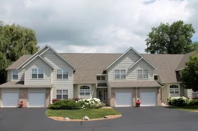 Abbey Ridge Ranch Style Condo Conveniently located in the resort community Hotels in Fontana