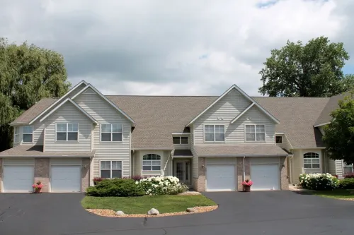 Abbey Ridge Ranch Style Condo Conveniently located in the resort community Hotels in Fontana