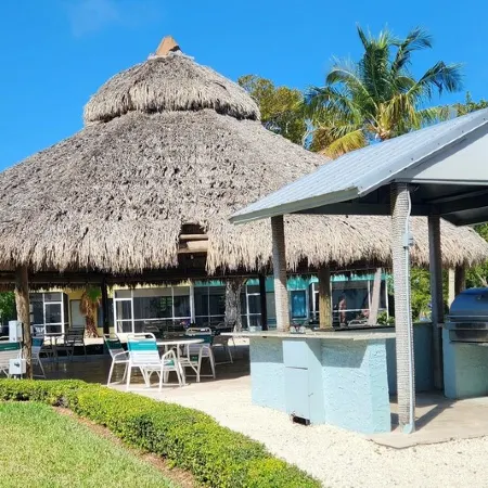 Oceanfront, 2 Pools, Lagoon, Tennis, Picketball, Marina, Fishing & Great Views!