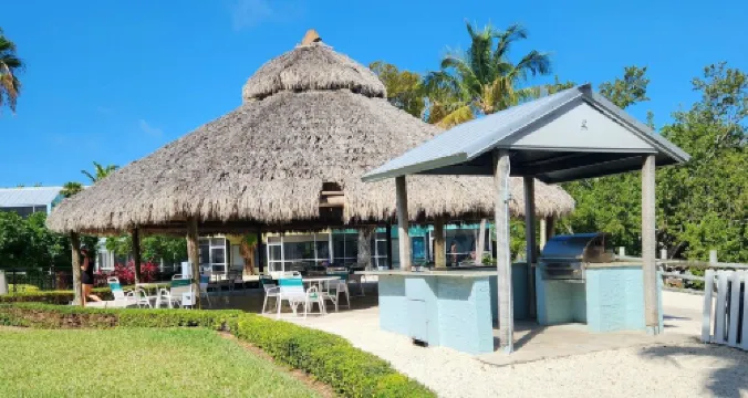 Oceanfront, 2 Pools, Lagoon, Tennis, Picketball, Marina, Fishing & Great Views!