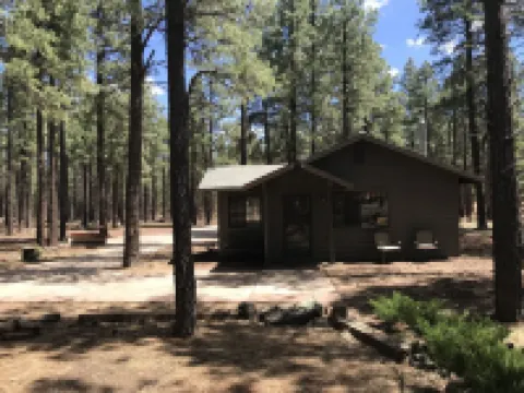 Grand Canyon Cottage@Historic Wrigley Ranch-Horseback Riding-Shooting-DogsOK! Hotels in Parks