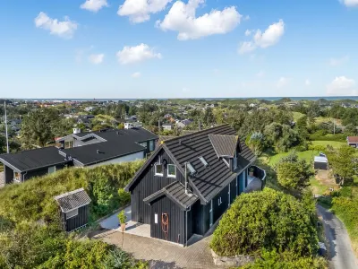 "Skamhals" - 700m from the Sea