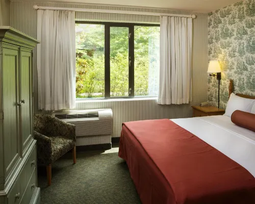 Williamsburg Woodlands Hotel & Suites, an Official Colonial Williamsburg Hotel Hotels in Williamsburg