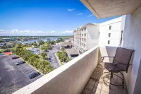Seaside Solace: Panoramic Views! Oceanfront Condo, King Bed, Pool, Tennis,Cabana