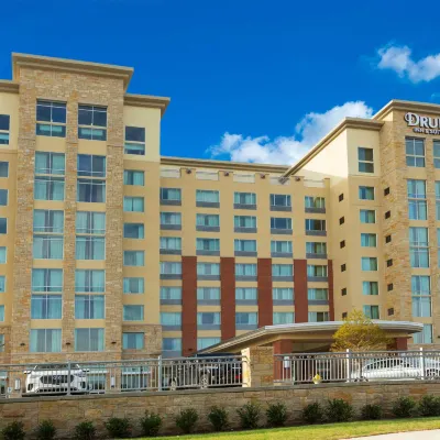 Drury Inn & Suites Dallas Frisco Hotels near Frisco Heritage Museum