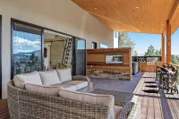 Breathtaking Views, Indoor/Outdoor Linear Fireplace, Sauna