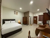 ABE Hotel and Convention Hotel dekat Simpang 4 Sipahutar Tarutung