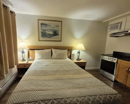 Sunset Motel Hotels in Cache Creek