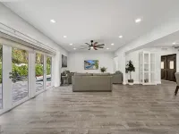 6Bed 4Bath Villa - Pool - Garage - Close to Beach
