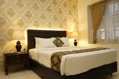 Indah Palace Tawangmangu Hotel di Gondosuli