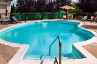 Hampton Inn Harrisonburg-University - Pools