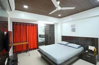Sparks Fly Serviced apartments Vashi