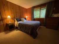Mount Snow House on Private Ski Home Trail w Shuttle Service