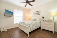 March Openings! Heated Pool, 3 + Den Bdrm Luxury, Beach Vacation Gem!