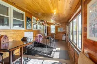 Lakeview Retreat Near Green Bay, Door County