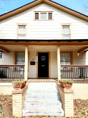 House on Avenue near Lenoir Rhyne University College Hotels near Catawba Science Center
