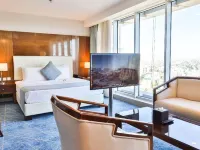 Coral Tower Hotel by Hansa Các khách sạn gần Đường Rainbow