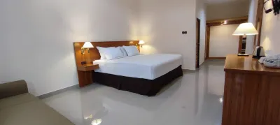 The Priangan Hotel @ Batukaras Hotel di Kecamatan Cijulang