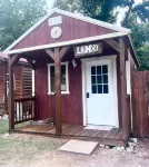 RT62 Motor Resort 70's Cabin w/Jacuzzi