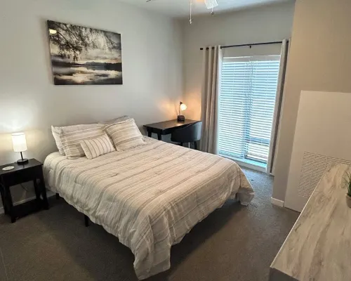 Cozy Apartment with Gym and Game Room Hotels in Waukee