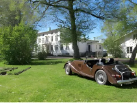 Drottning Victorias Hotell & Vilohem Hotels in Borgholm