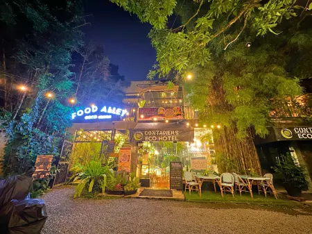 Containers by Eco Hotel