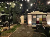 Bright Comfortable Home in Van Nuys โรงแรมใกล้Van Nuys Amtrak Metrolink