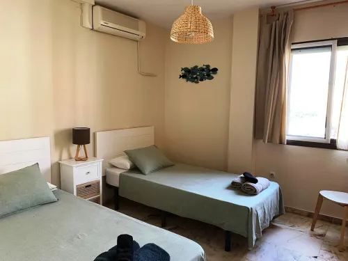Spacious and bright apartment next to the beach