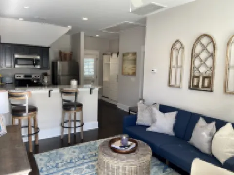 Old Village Retreat-Shem Creek-Downtown CHS-Beach