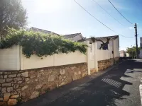 Magnificent gîte T2, 50 m2, shady garden, quiet, near pond and cures Hotel di Balaruc-le-Vieux