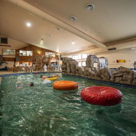 Rapid River Lodge