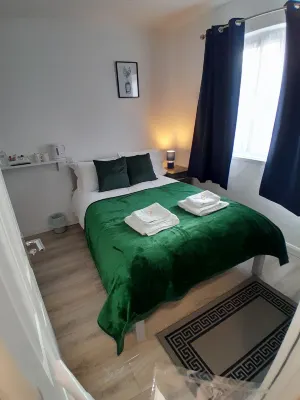 The Broadway Rooms Hotel di 