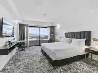 ذا بينسون هوتل Hotels near منتزه كيرنز