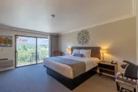 Cedars Resort